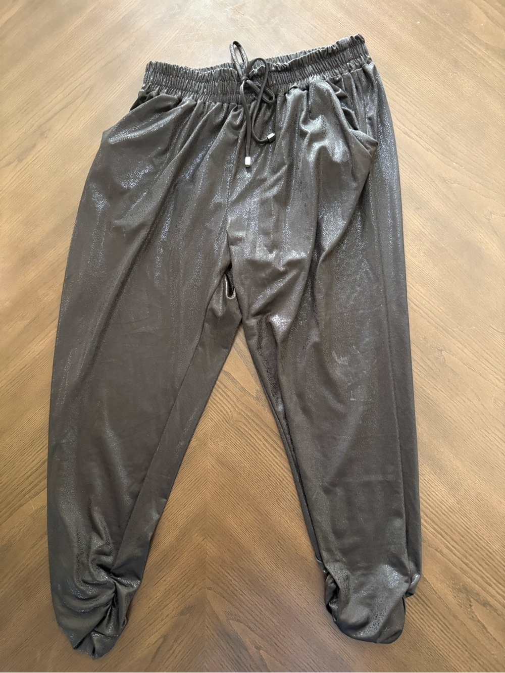 Ariella Women’s Black Drawstring Jogger Pants. Size large